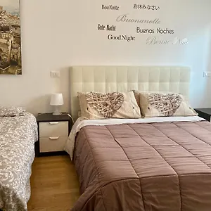 Apartamento The Little House In, Bérgamo